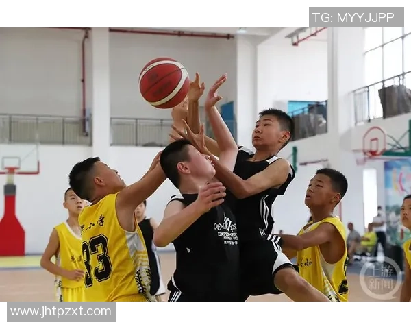 杨敏专访：从青涩球员到篮球传奇的成长之路回顾